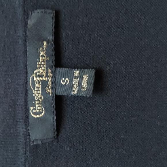 9 for $10 M&M CROPPED CARDIGAN - Picture 4 of 7